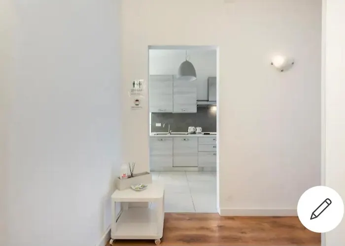 Es - Essential Solution&emotion Stories Bed & Breakfast