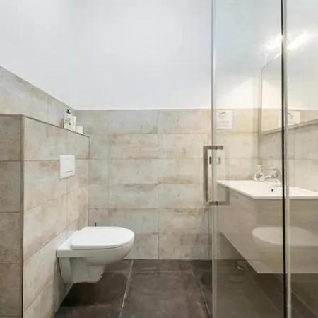 Es - Essential Solution & Emotion Stories