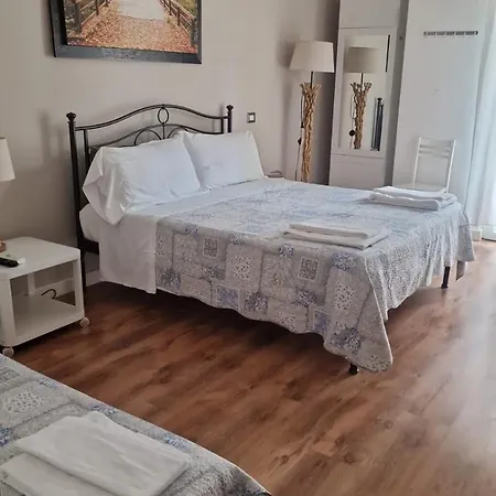 Bed & Breakfast Es - Essential Solution & Emotion Stories