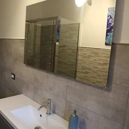 לינה וארוחת בוקר Es - Essential Solution & Emotion Stories ורונה