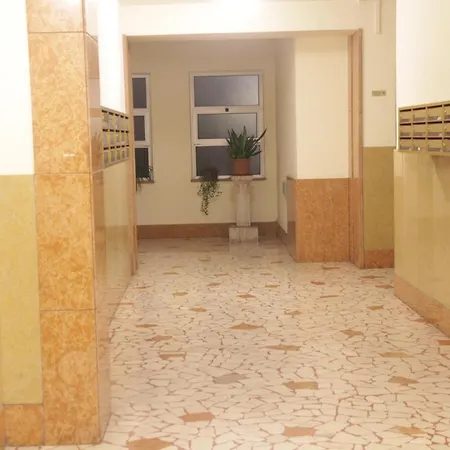 לינה וארוחת בוקר Es - Essential Solution & Emotion Stories *