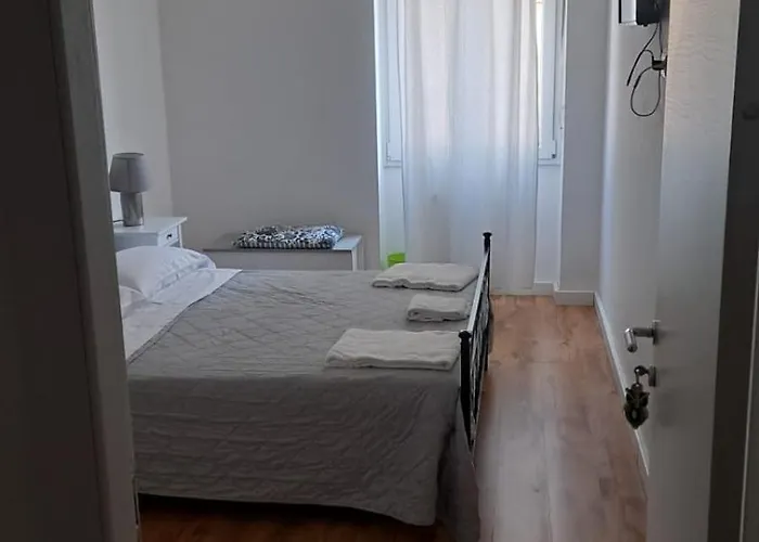 Es - Essential Solution & Emotion Stories Βερόνα