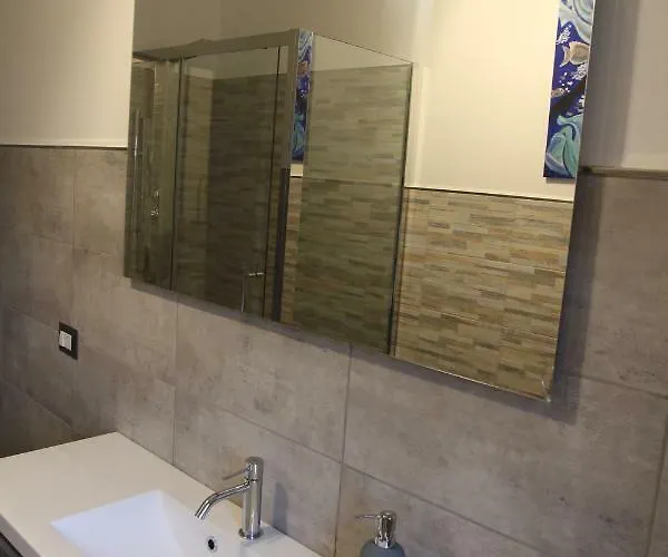 Bed and Breakfast Es - Essential Solution & Emotion Stories Βερόνα