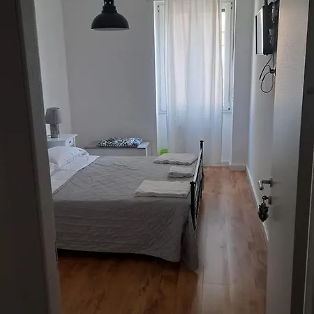 Es - Essential Solution & Emotion Stories ヴェローナ