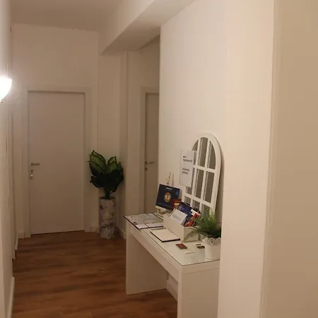 Es - Essential Solution & Emotion Stories ベッド・アンド・ブレックファスト *