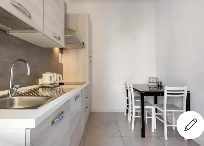 Es - Essential Solution & Emotion Stories 住宿加早餐酒店